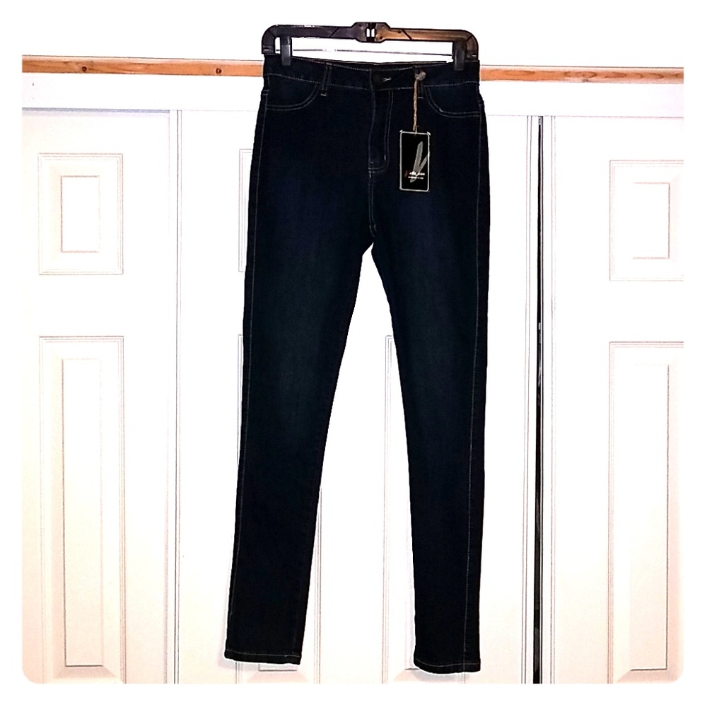 Size 5 vella skinny jeans
